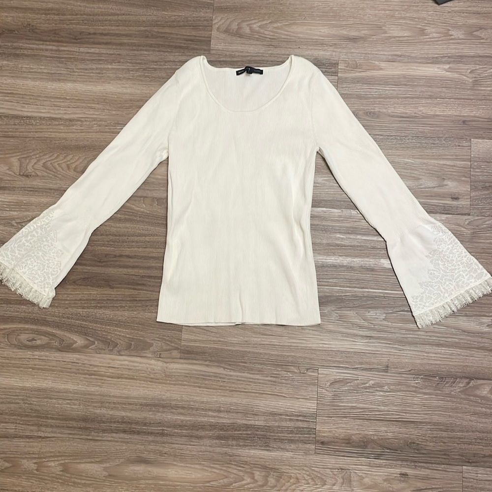 Ribbed bell sleeve top with lace accents